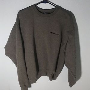 Champion crewneck size medium